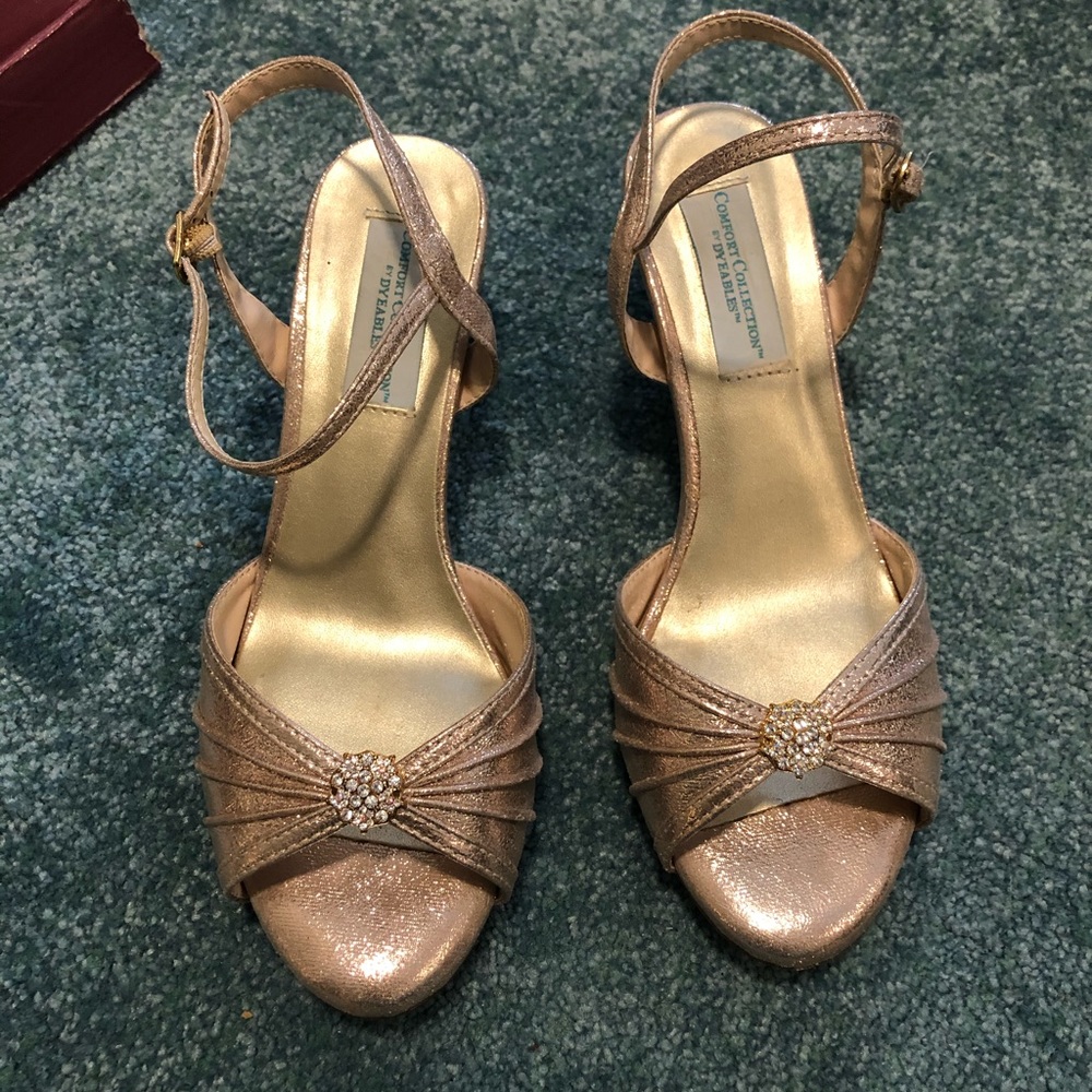 Kelsey Champagne Shimmer Comfort Collection shoes